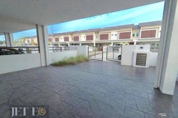 Taman Jenjarom Permai