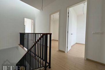 Sencilia @ Eco Sanctuary