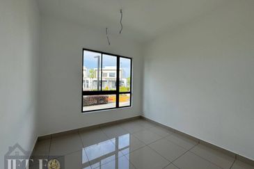 Sencilia @ Eco Sanctuary