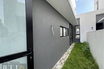 Sencilia @ Eco Sanctuary