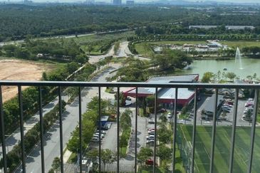 Amber Residence @ twentyfive.7