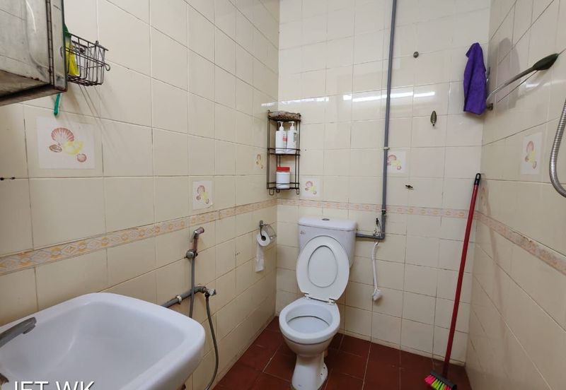 Kampung Jawa Klang 20x70 Renovated Double Storey House 