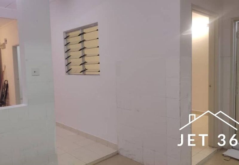 Jalan Makyong, Bandar Bukit Raja