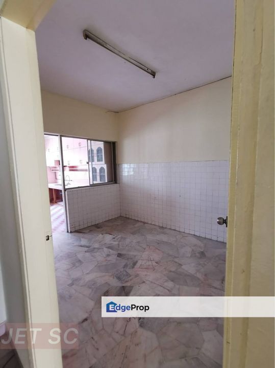 Taman Seri Andalas 20x70 Double Storey House , Selangor, Klang