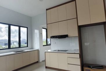 Amber Residence @ twentyfive.7