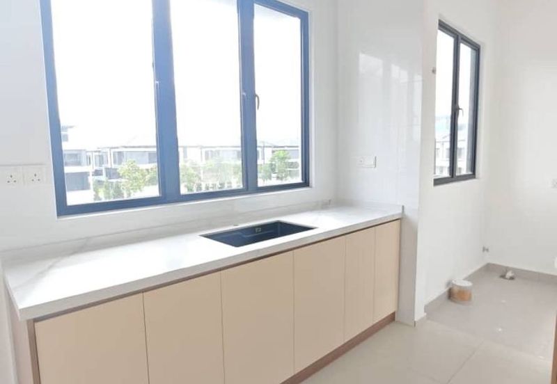 Amber Residence @ twentyfive.7