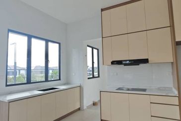 Amber Residence @ twentyfive.7