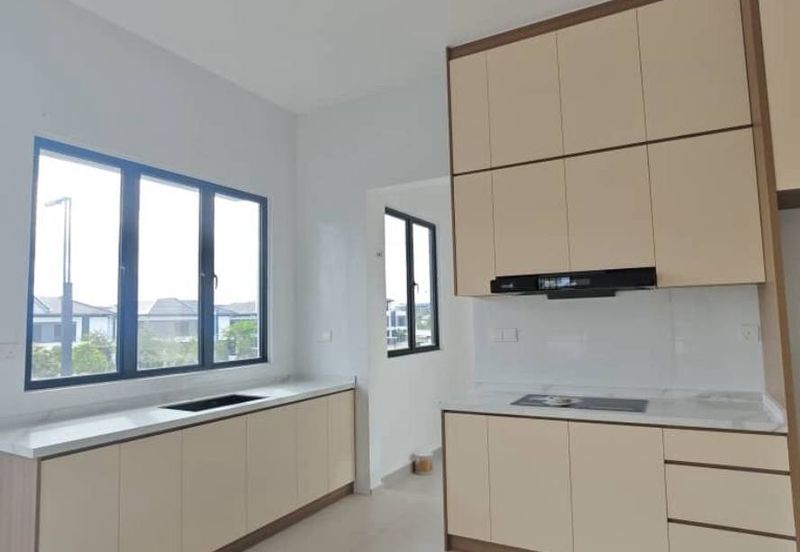 Amber Residence @ twentyfive.7