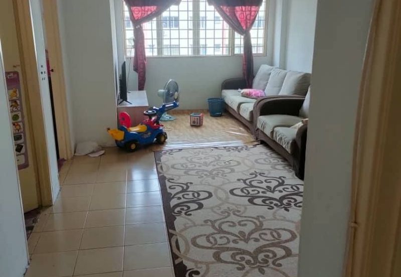 Meranti Apartment, Taman Subang Mewah