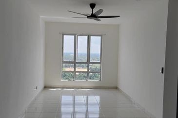 ADENIA APARTMENT @ BANDAR PARKLANDS, KLANG