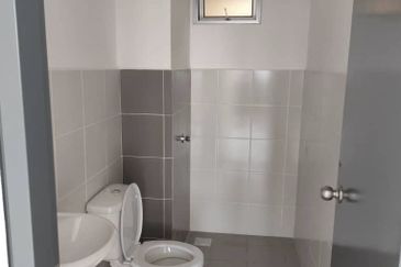 ADENIA APARTMENT @ BANDAR PARKLANDS, KLANG