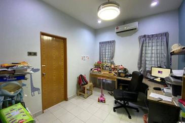 Jalan Makyong, Bandar Bukit Raja