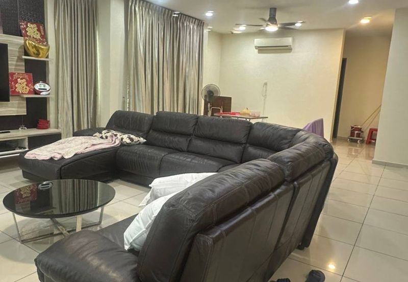 Taman Jenjarom Permai