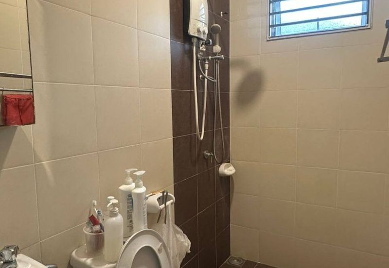 Taman Jenjarom Permai