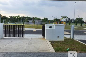 Laelia 1 @ Kota Bayuemas