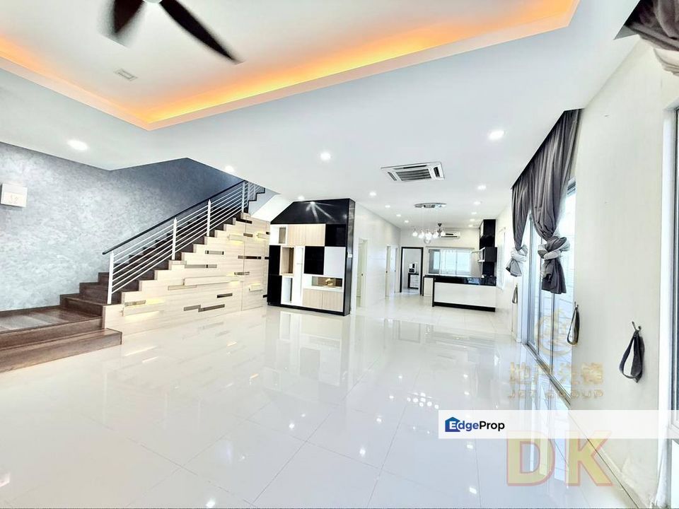 Ambang Botanic 2 Partial Furnished Double Storey Semi D , Selangor, Port Klang