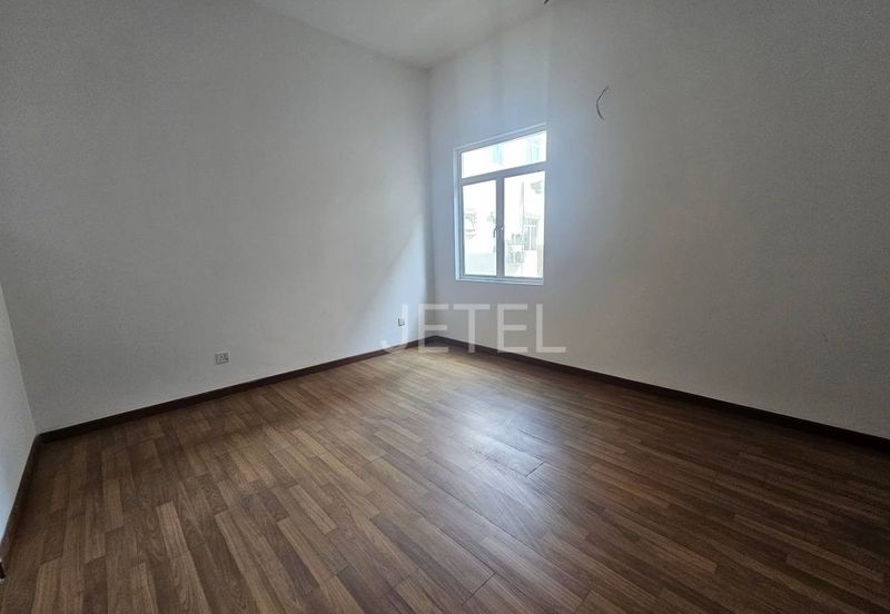 Canary Garden @Bandar Bestari