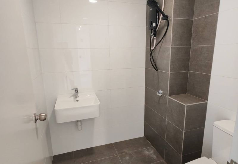 Co-Home @ Eden by The Parque Residences