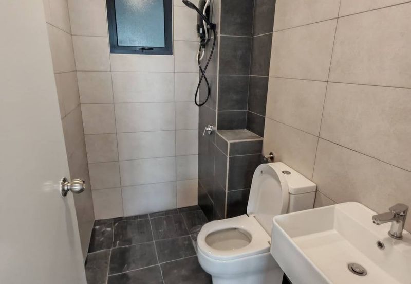 Co-Home @ Eden by The Parque Residences