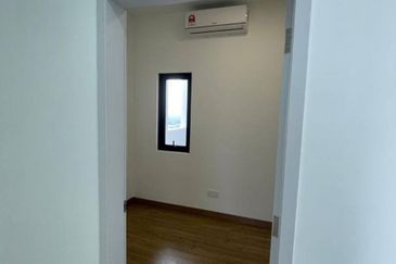 Amber Residence @ twentyfive.7