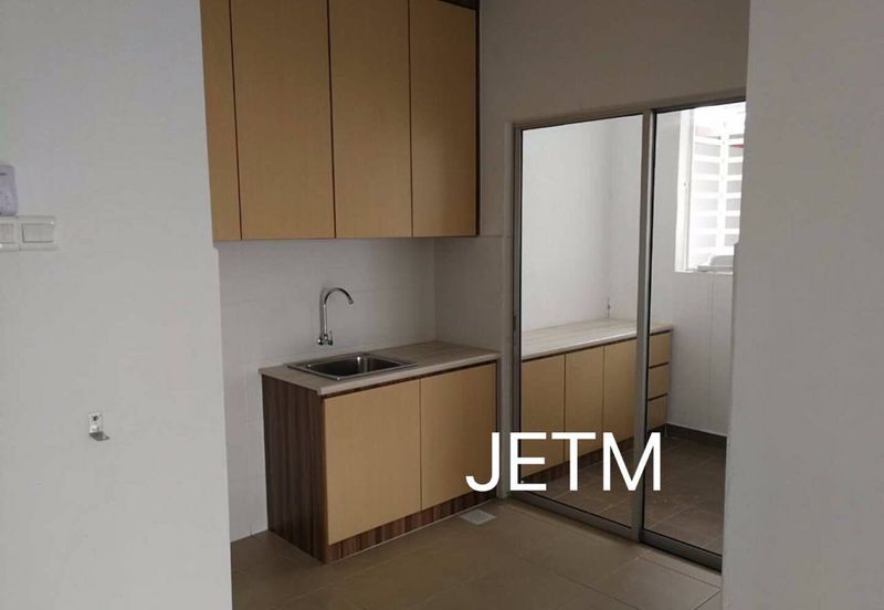 Asteria Apartment @ Bandar ParkLand