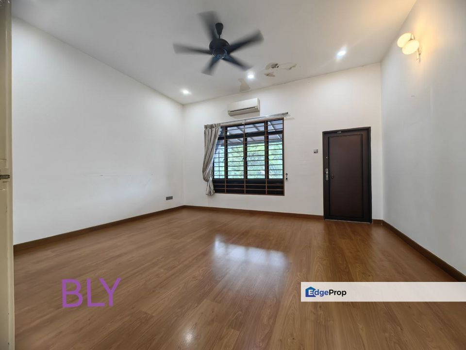 Kota Bayuemas Klang Move In Condition Double Storey Endlot , Selangor, Klang