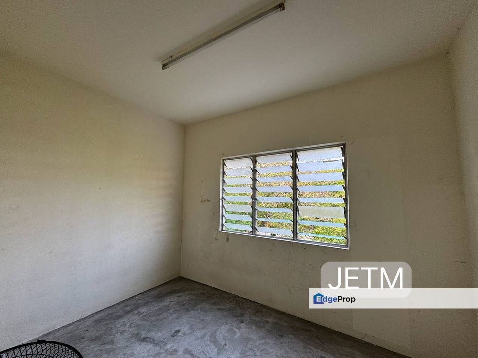 Bukit Tinggi 2 Middle Floor Low Cost Flat , Selangor, Port Klang