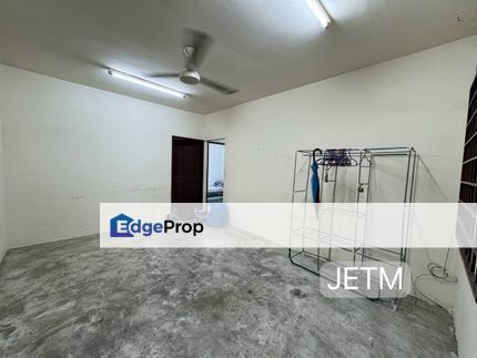 Bukit Tinggi 2 Middle Floor Low Cost Flat , Selangor, Port Klang