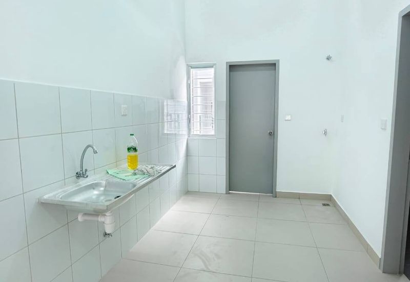 Laelia 1 @ Kota Bayuemas