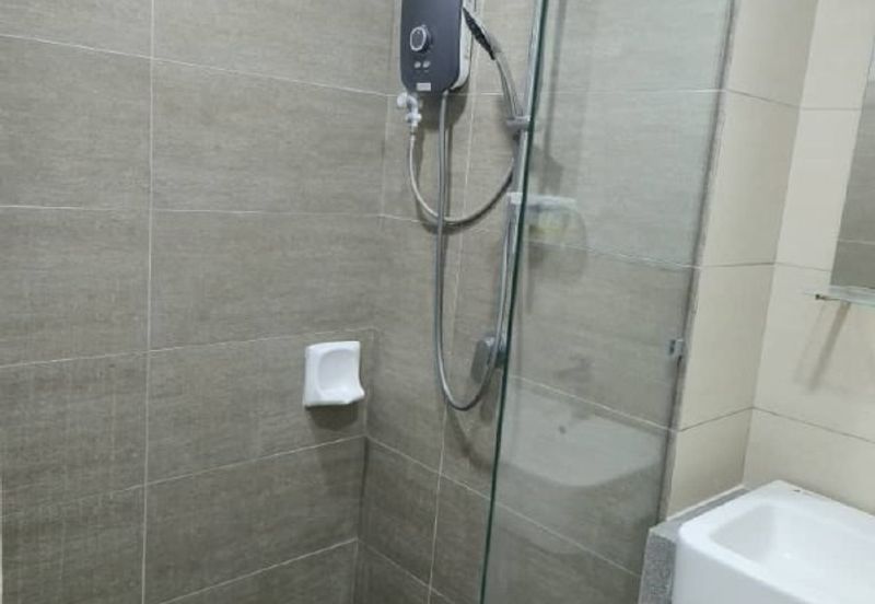 Gravit8 @ Klang South