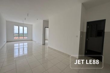 ADENIA APARTMENT @ BANDAR PARKLANDS, KLANG