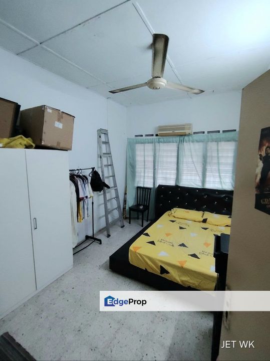 Pekan Meru Klang 20x70 Single Storey House , Selangor, Klang