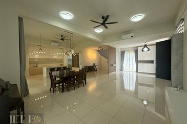 Dalia Residences @ Tropicana Aman