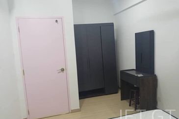 Adria Residence @ Gravit8