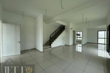 Sencilia @ Eco Sanctuary