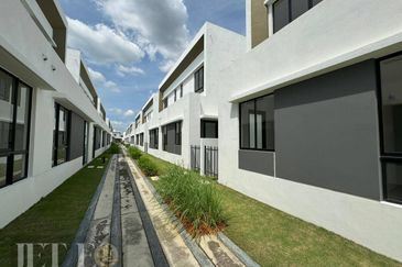 Sencilia @ Eco Sanctuary