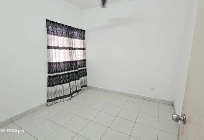 Pangsapuri Akasia, Bandar Botanic