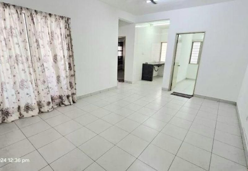 Pangsapuri Akasia, Bandar Botanic