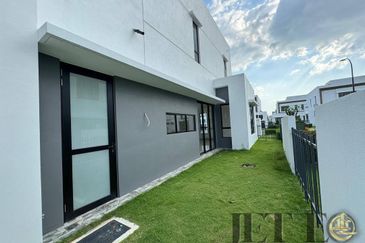 Sencilia @ Eco Sanctuary