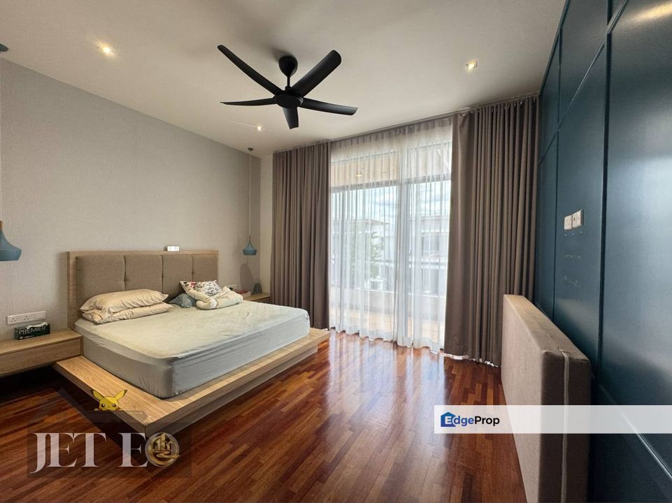 Terraza Eco Sanctuary Renovated Partial Furnished Double Storey Endlot , Selangor, Telok Panglima Garang