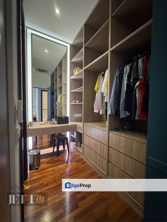 Terraza Eco Sanctuary Renovated Partial Furnished Double Storey Endlot , Selangor, Telok Panglima Garang