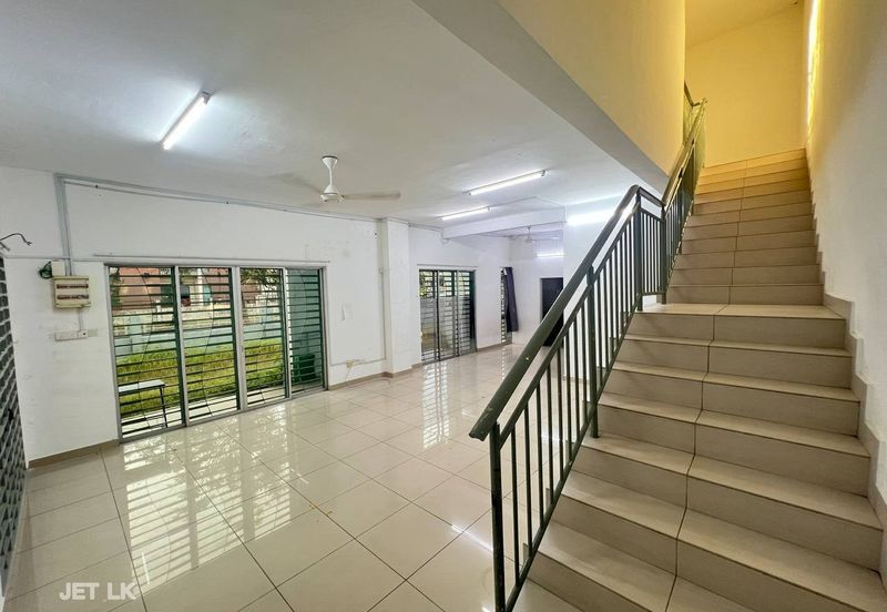 Taman Ehsan Jaya, Pendamaran