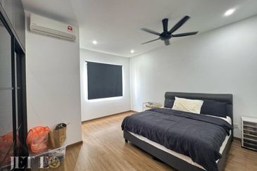 Lucent Residence @ twentyfive.7