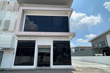 Gateway 16, Bandar Bukit Raja