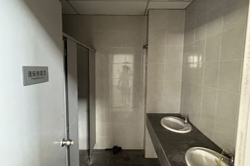 Gateway 16, Bandar Bukit Raja