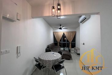 Gravit8 @ Klang South