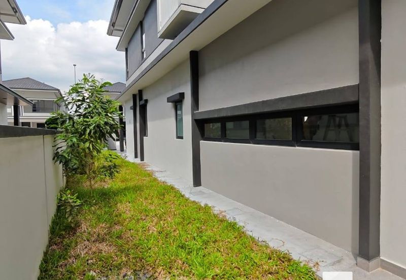 Freesia Residences @ Tropicana Aman