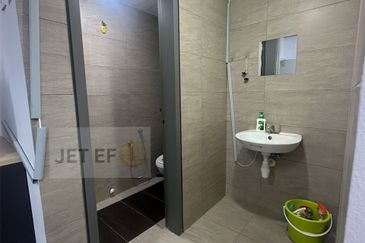 Sunsuria Forum Serviced Apartment