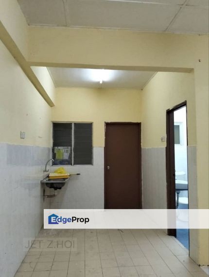 Perdana Villa Apartment Taman Sentosa Basic Unit , Selangor, Klang