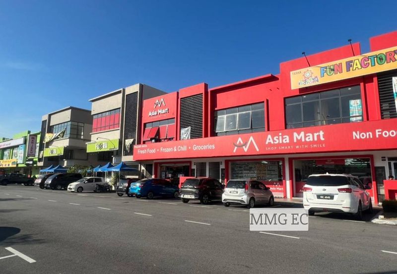 Triana @ Tropicana Amans